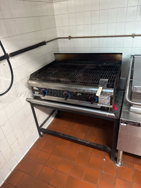 Star Kitchen Grill - Lot W — photo 1