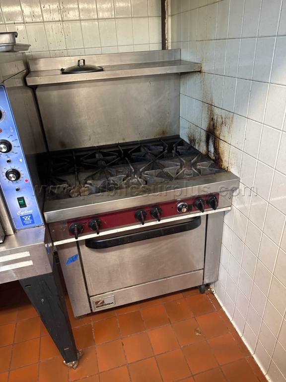 Southbend Stove and Oven - Lot Z — photo 1