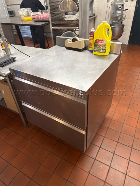 Delfield Fridge - Lot II — photo 1