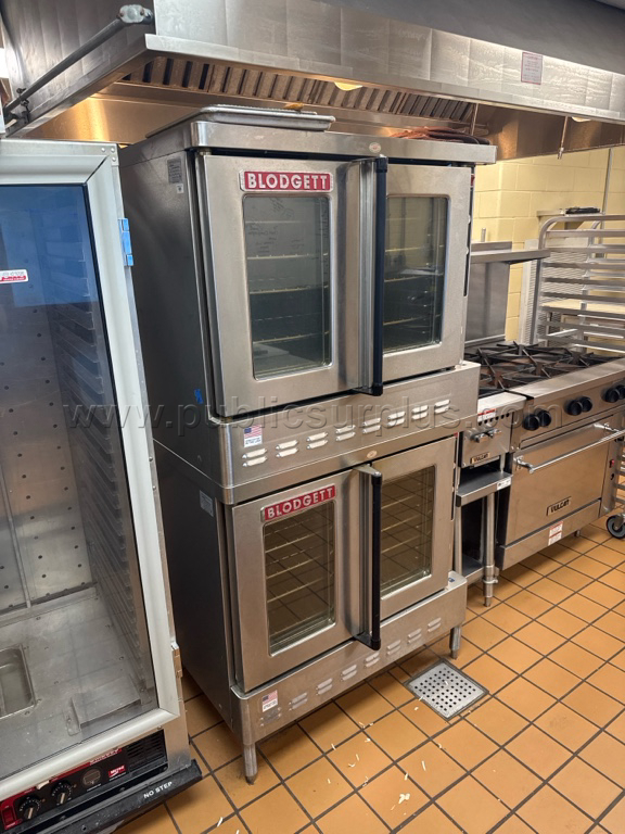 Blodgett Double Oven - Lot UU — photo 1