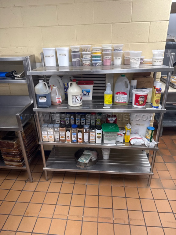 Kitchen Storage Rack - Lot 2 — photo 1