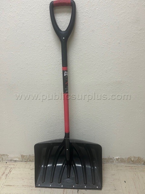 Suncast Fiberglass Snow Shovel — photo 1