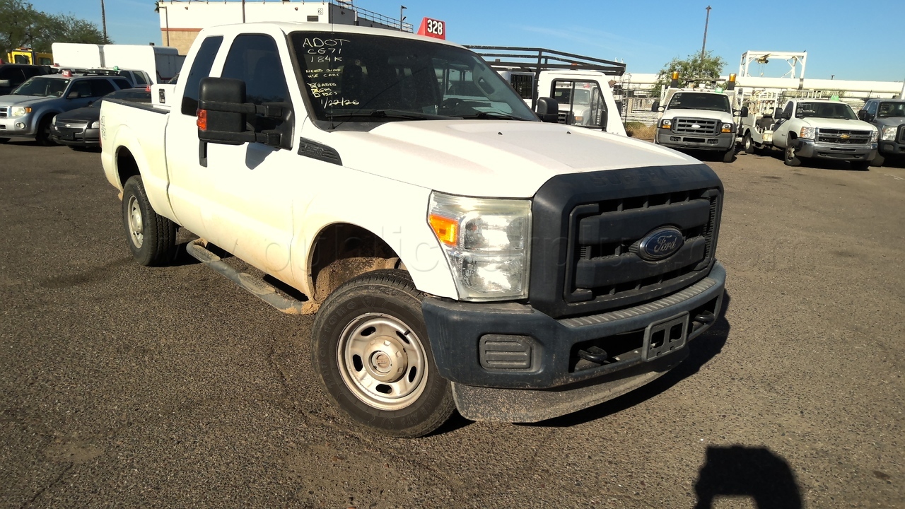 ADOT - CG71 - 2014 FORD F250 P/U 3/4 TON EXT CAB SHORT BED 4X4 — photo 1