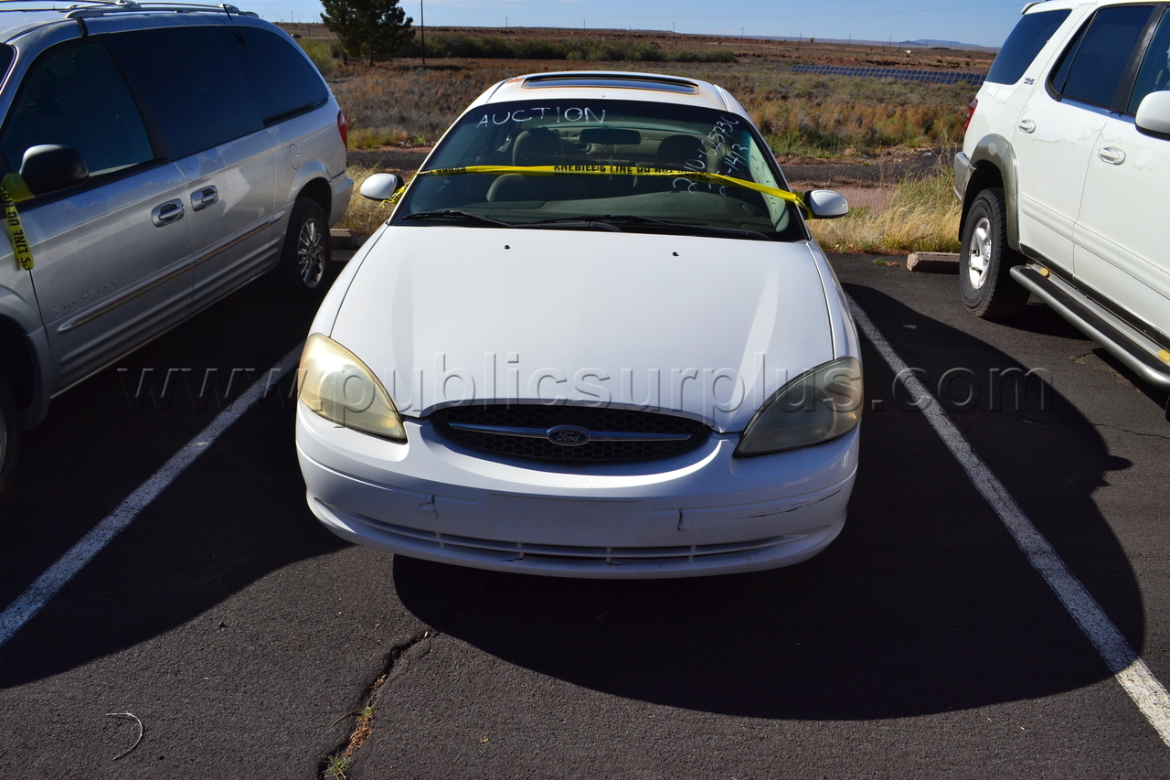2001 Ford Taurus SEL — photo 1