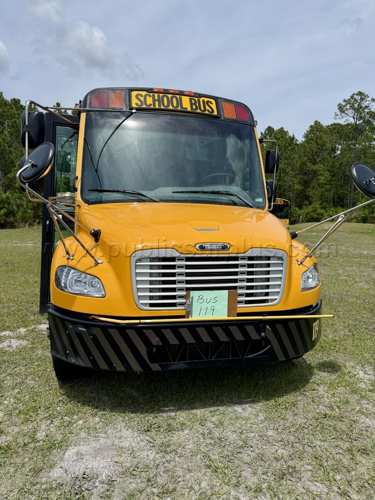 Bus #119 — photo 1