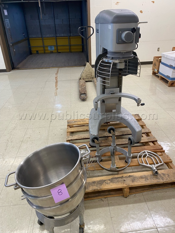 #8 HOBART MIXER HL-300 200/240 GREAT CONDITION WITH ACCESORIES — photo 1