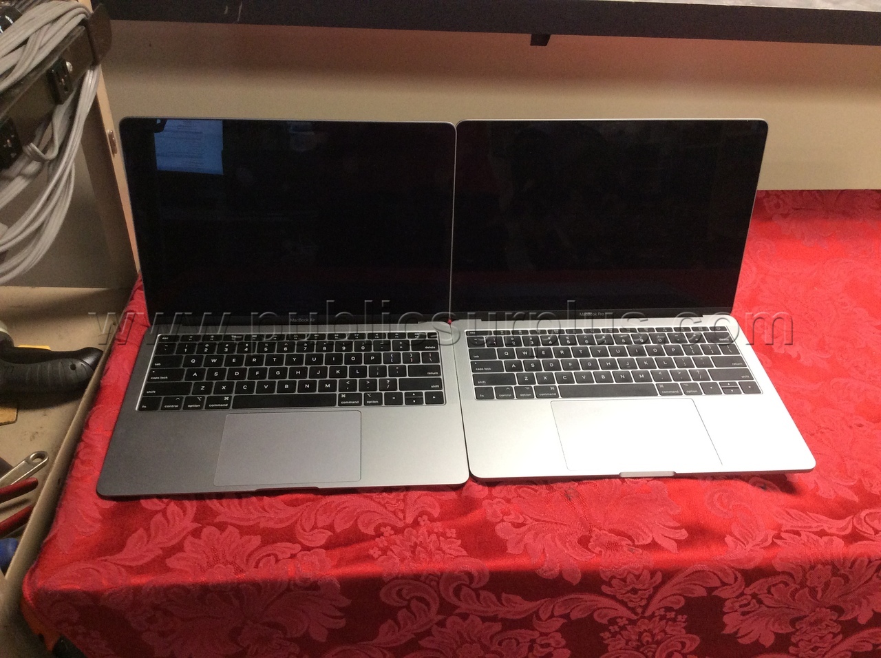 LOT OF (2) MACBOOK COMPUTERS - SOLD AS IS - 469 — photo 1