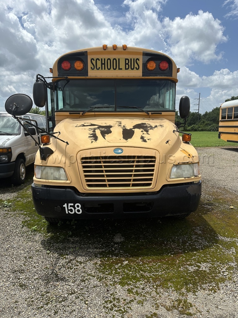 2009 Bluebird 71-Passenger School Bus — photo 1