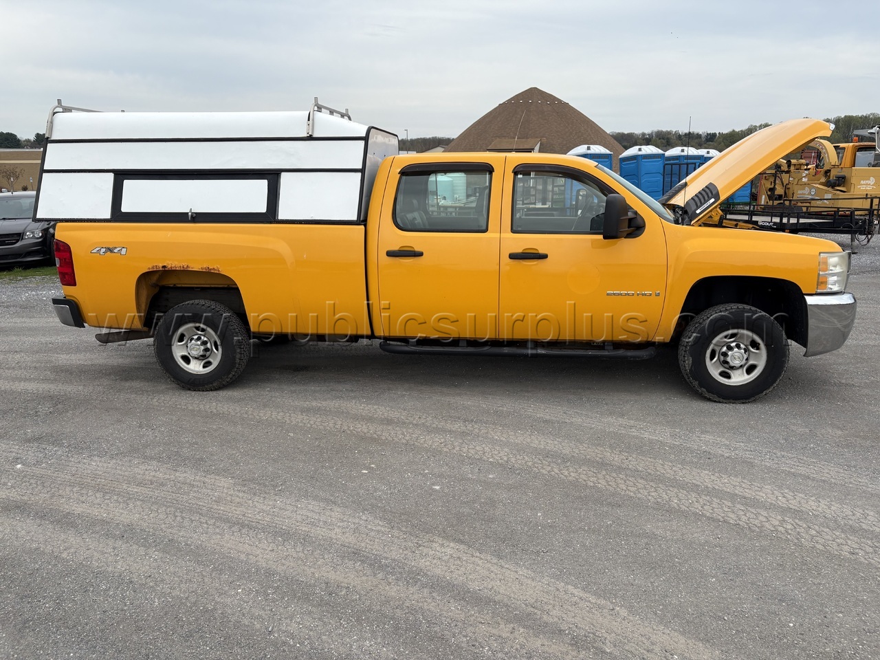 2009 Chevrolet Silverado 2500HD Crew Cab Pick up — photo 1