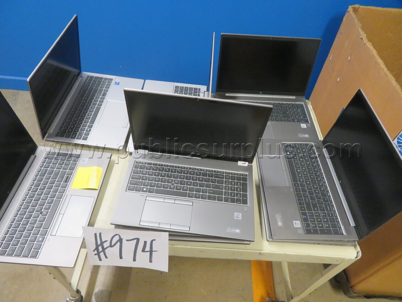 Broken HP Laptops — photo 1