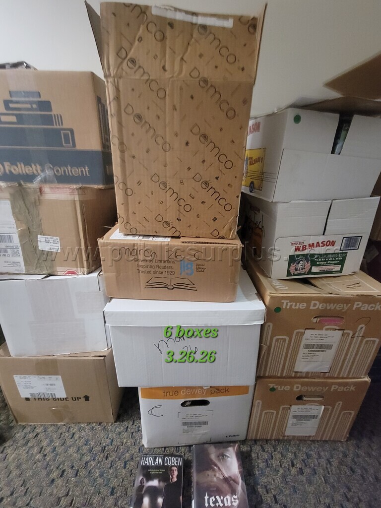 BOOKS - LMC - Various ~ LOT OF 131 — photo 1