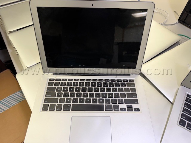 13 Inch MacBook Airs (Dutch Auction) — photo 1