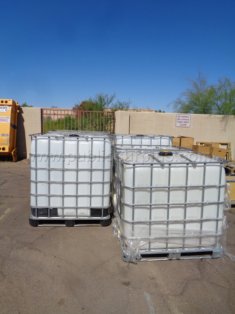 5- Plastic Totes — photo 1