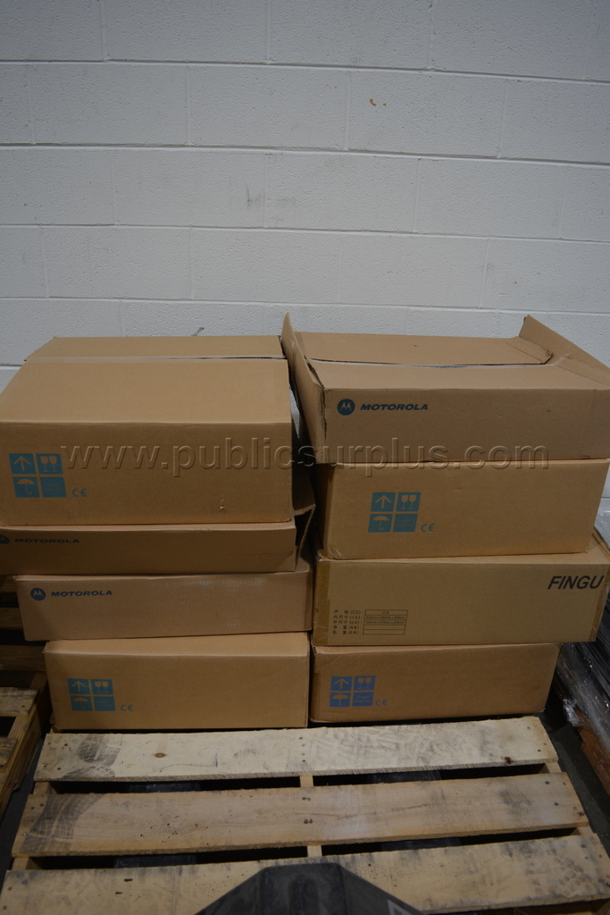 Lot of (4) Motorola MTR2000 T5544A Repeater & RFS 800 MHz Duplexer's — photo 1
