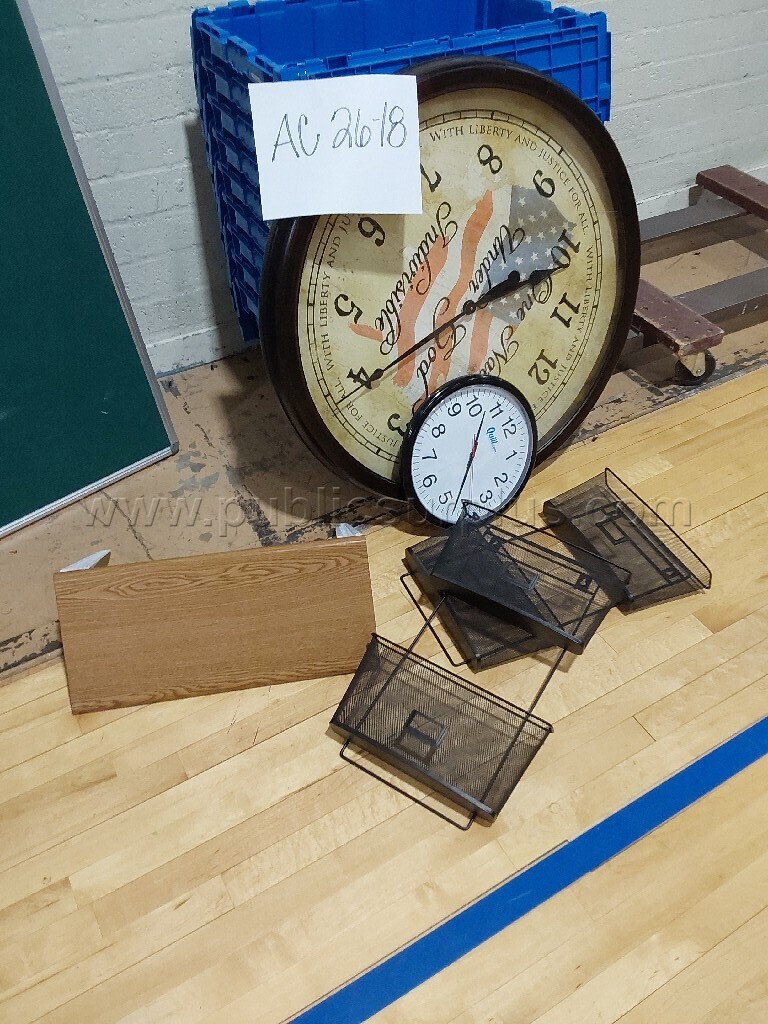 miscellaneous office items — photo 1