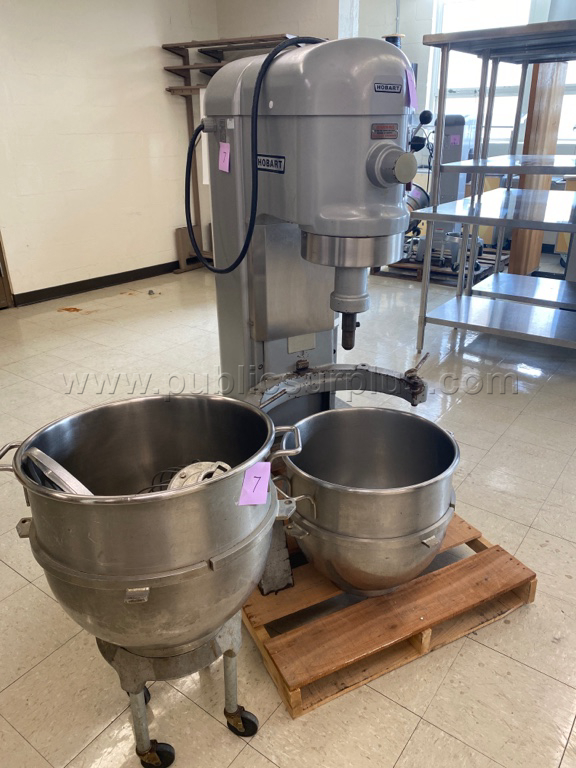 #7 HOBART 200V LARGE MIXER H600T OLDER MODEL 1990'S — photo 1