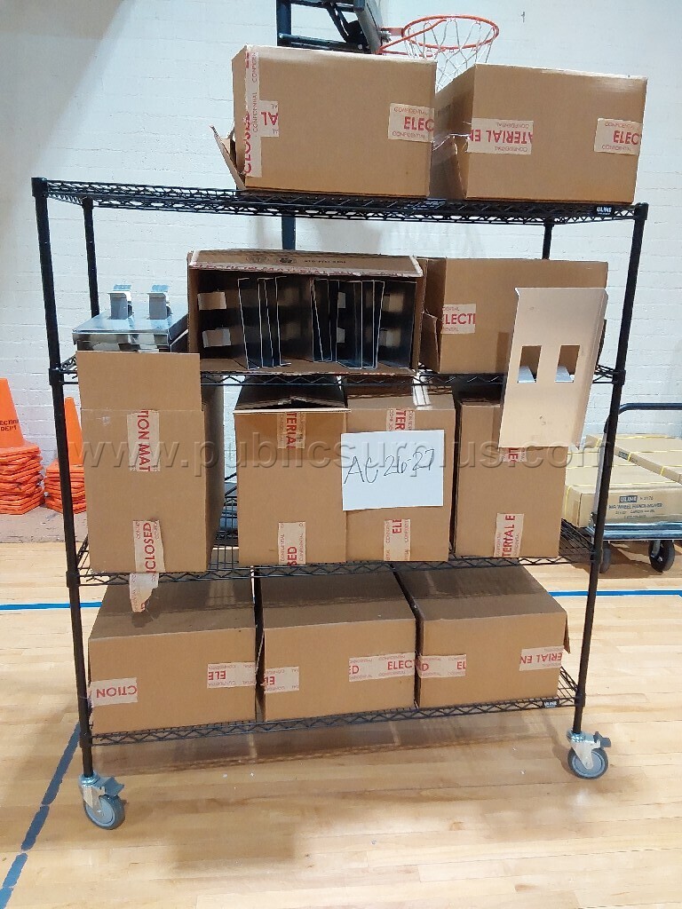 Printer output trays — photo 1