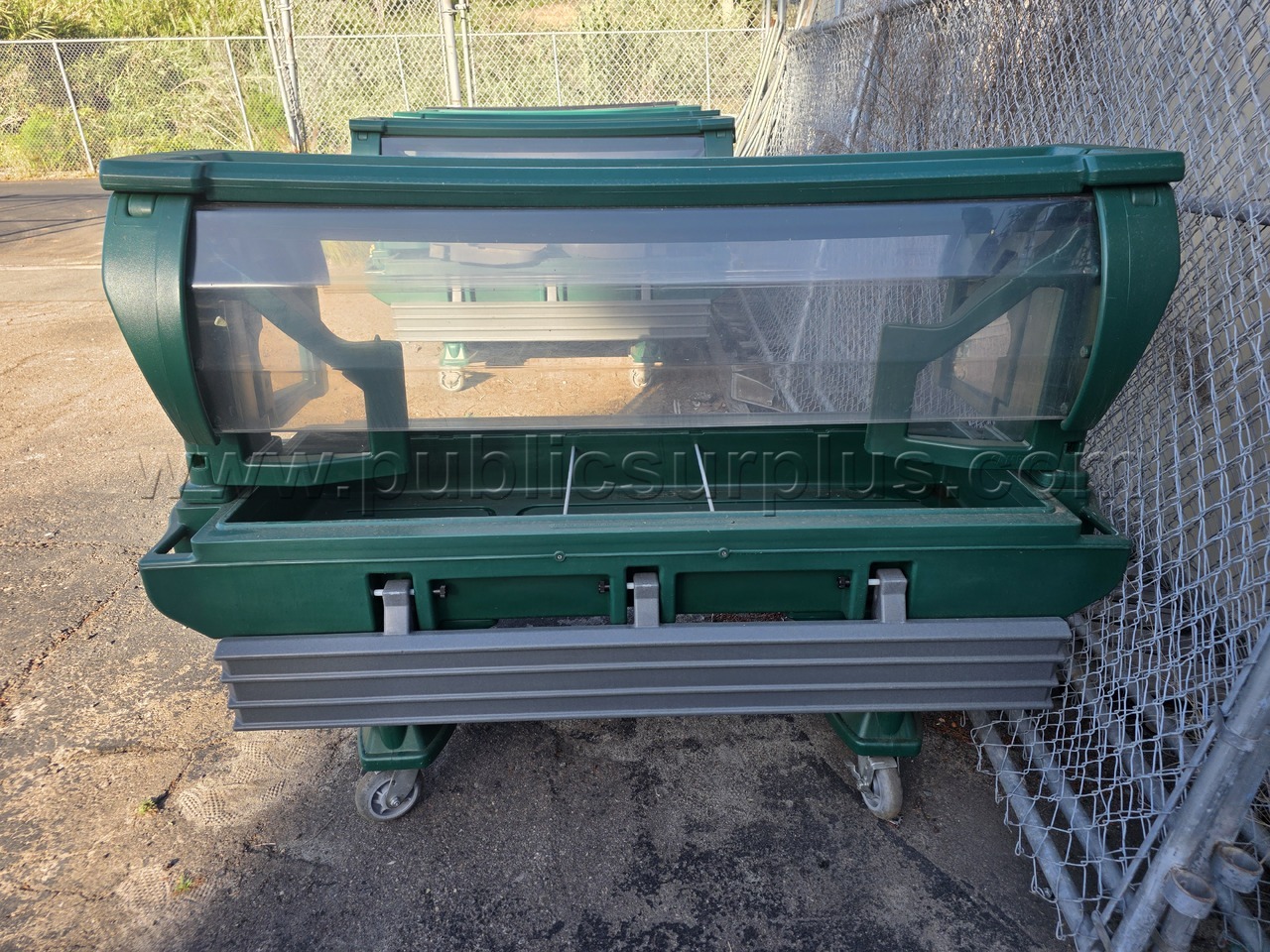 #5 Cambro VBRLHD6519 Cold Pan Serving Counter — photo 1