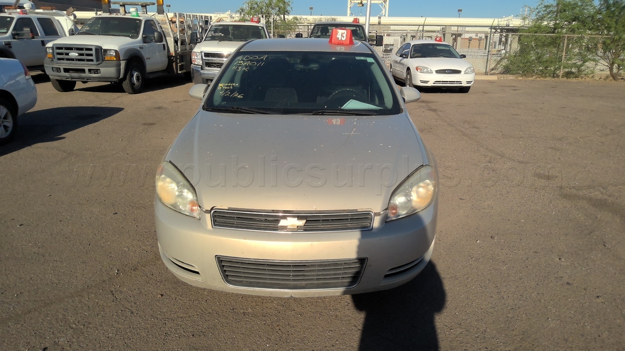 COURTS - 13A011 - 2011 CHEVROLET IMPALA SEDAN — photo 1