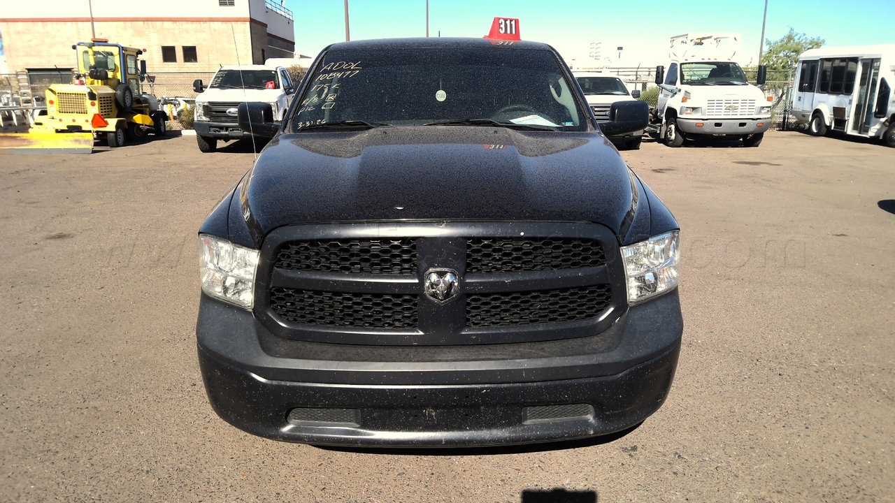 DLLC (LLA) - 10B477 -  2016 DODGE RAM 1500 P/U 1/2 TON CREW CAB SHORT BED 4X4 — photo 1