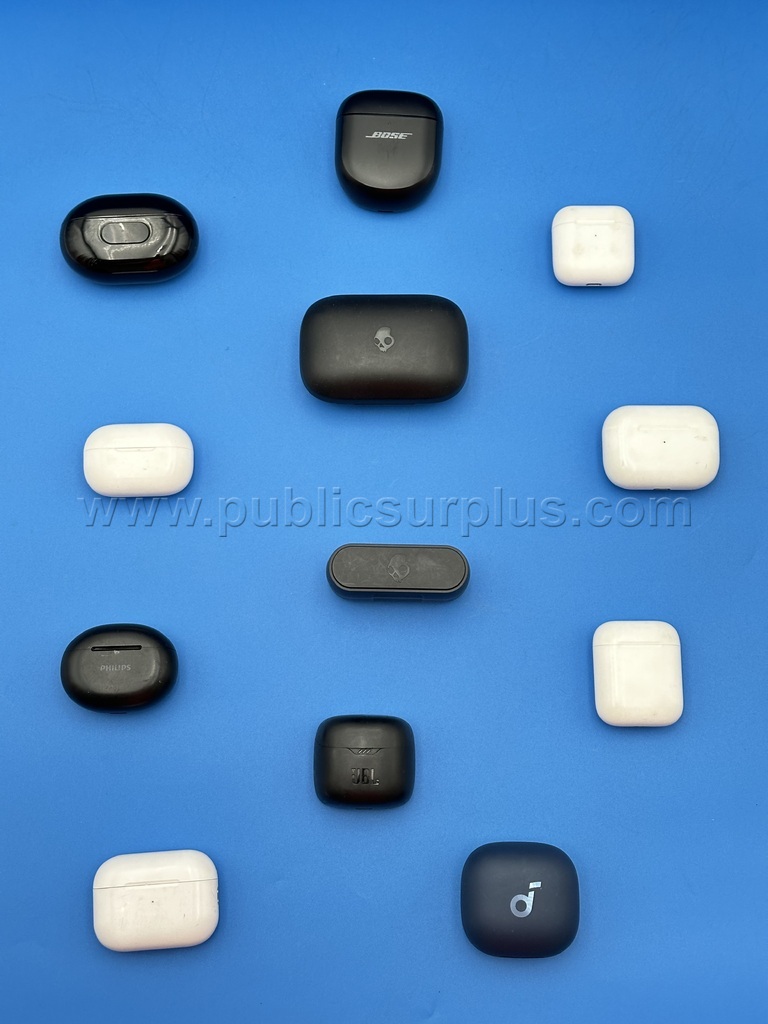 Various Wireless Earbuds - Shipping $9.99 /RA — photo 1