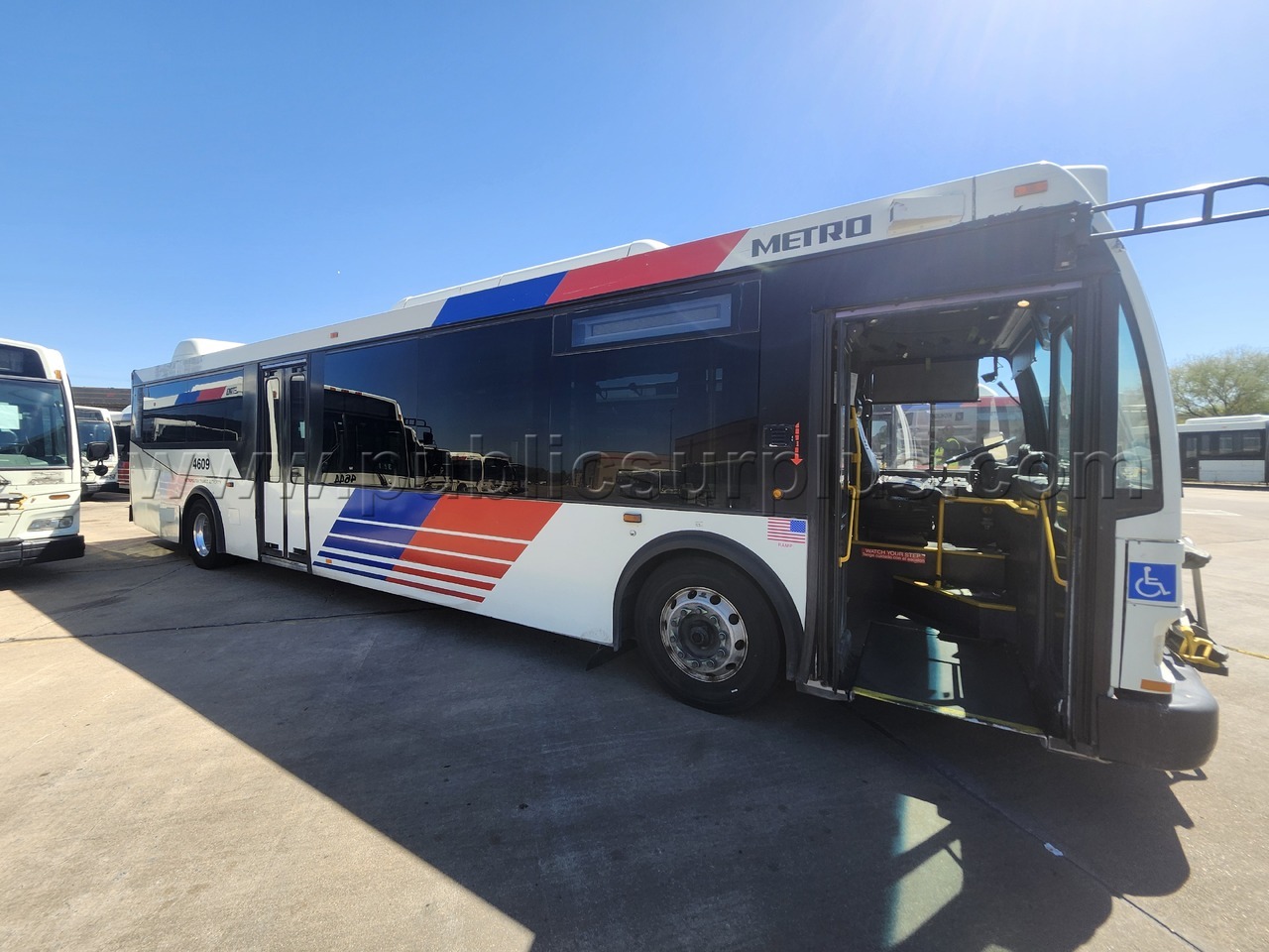 2010 Orion VII Hybrid Bus (Unit 4609) — photo 1