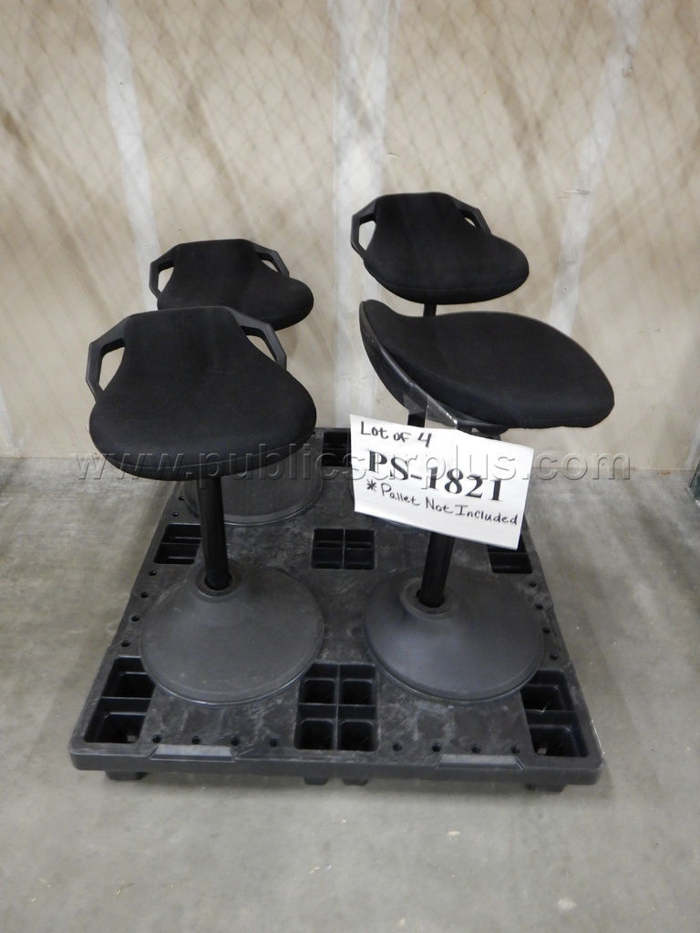 Desk Wobble Stools* - Lot of 4 — photo 1