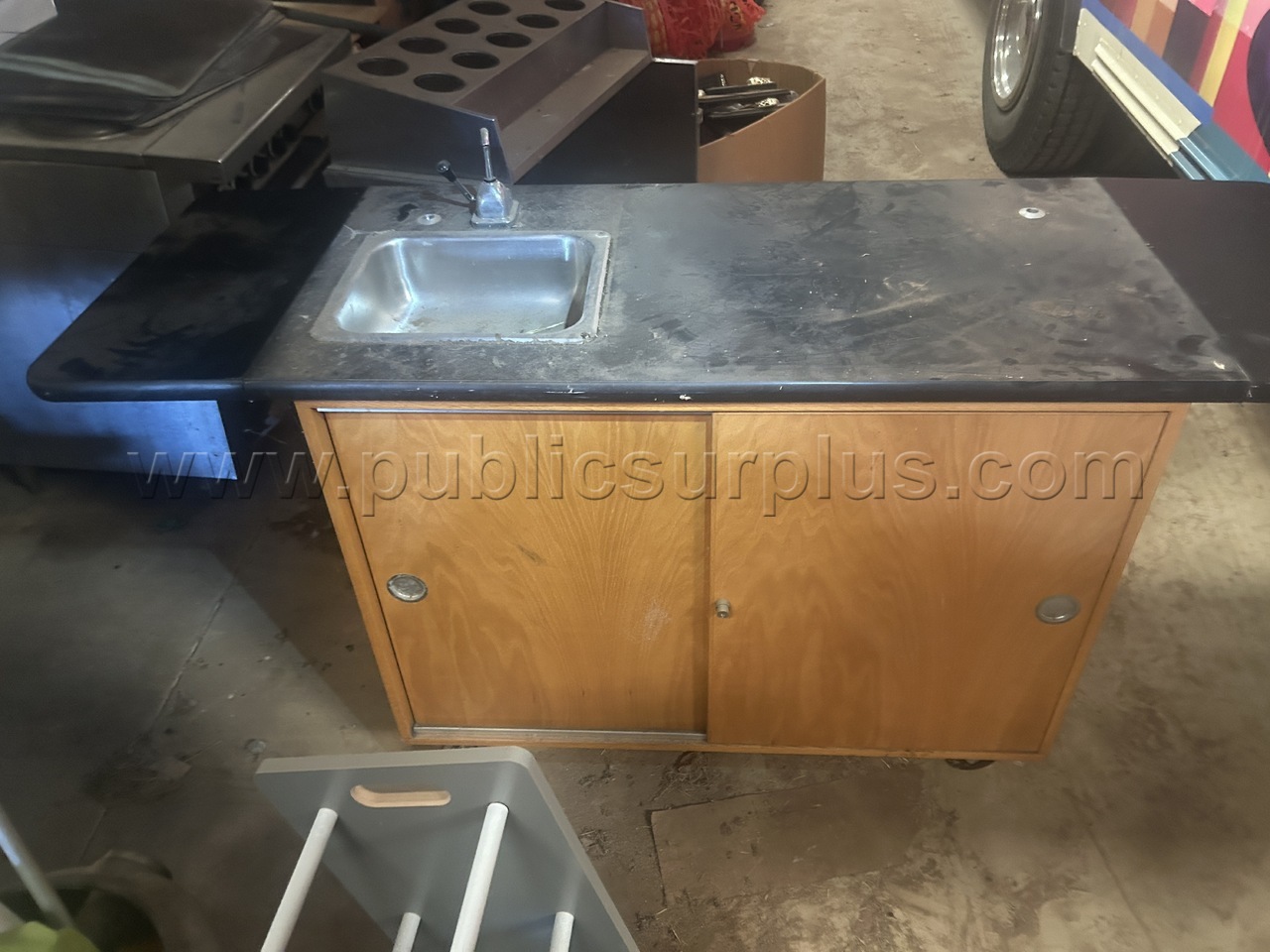 Mobile Science Lab Table