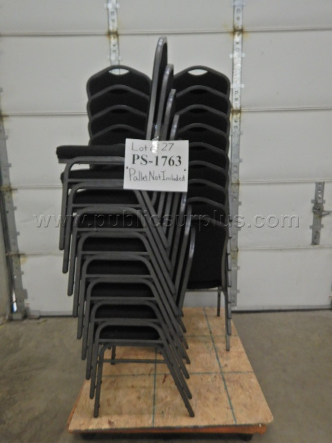 Stacking Chairs* - Lot of 27 — photo 1