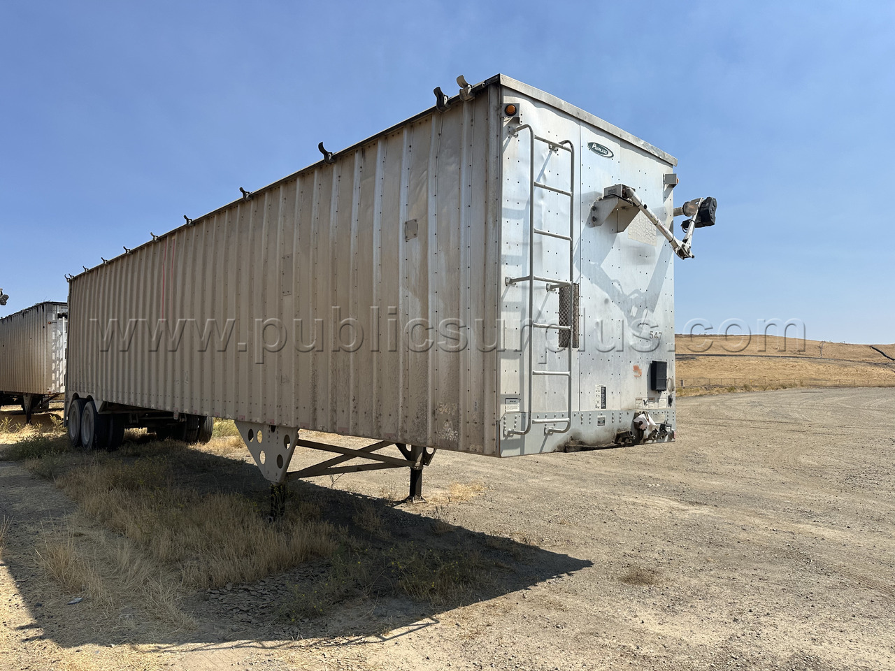 2010 Peerless Flip To Box Trailer — photo 1