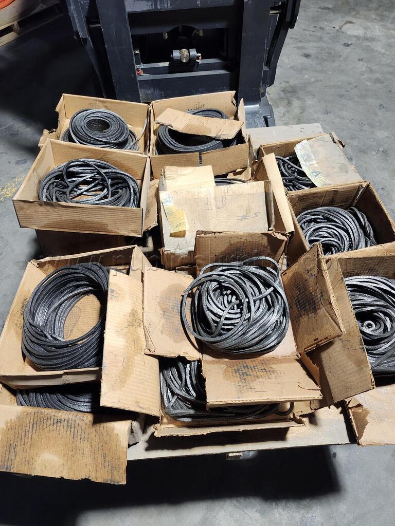 PW-26-058-RUBBER SEAL STRIP — photo 1