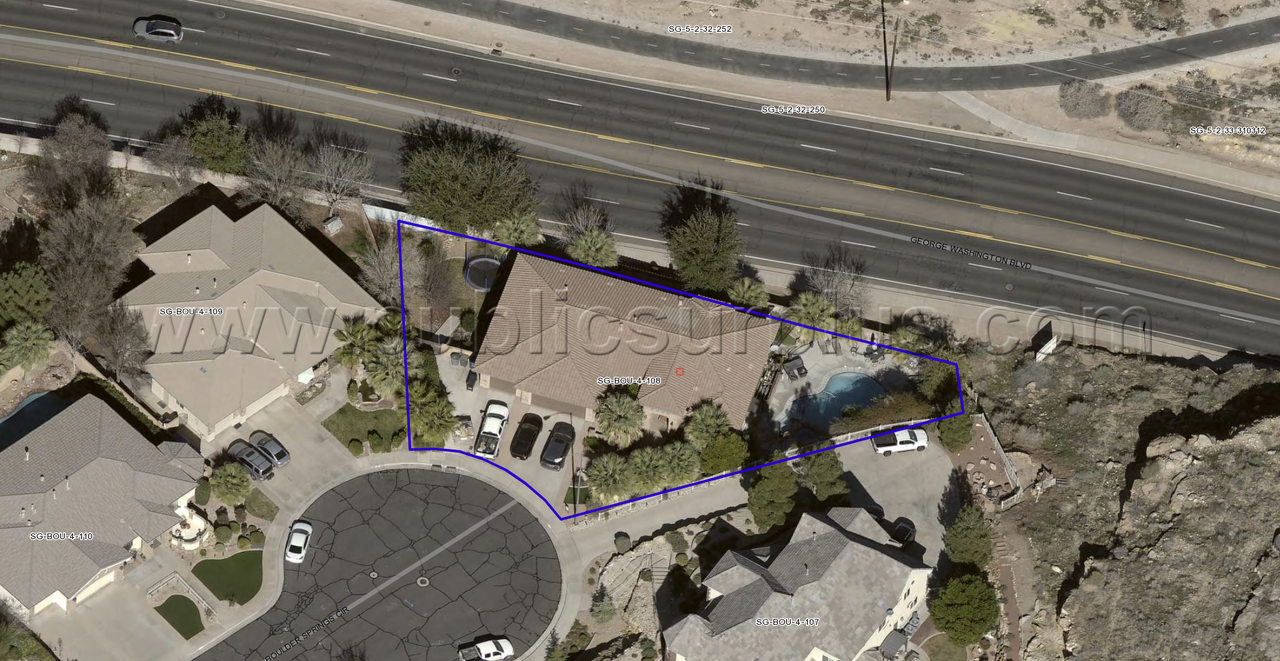 SG-BOU-4-108 — photo 1