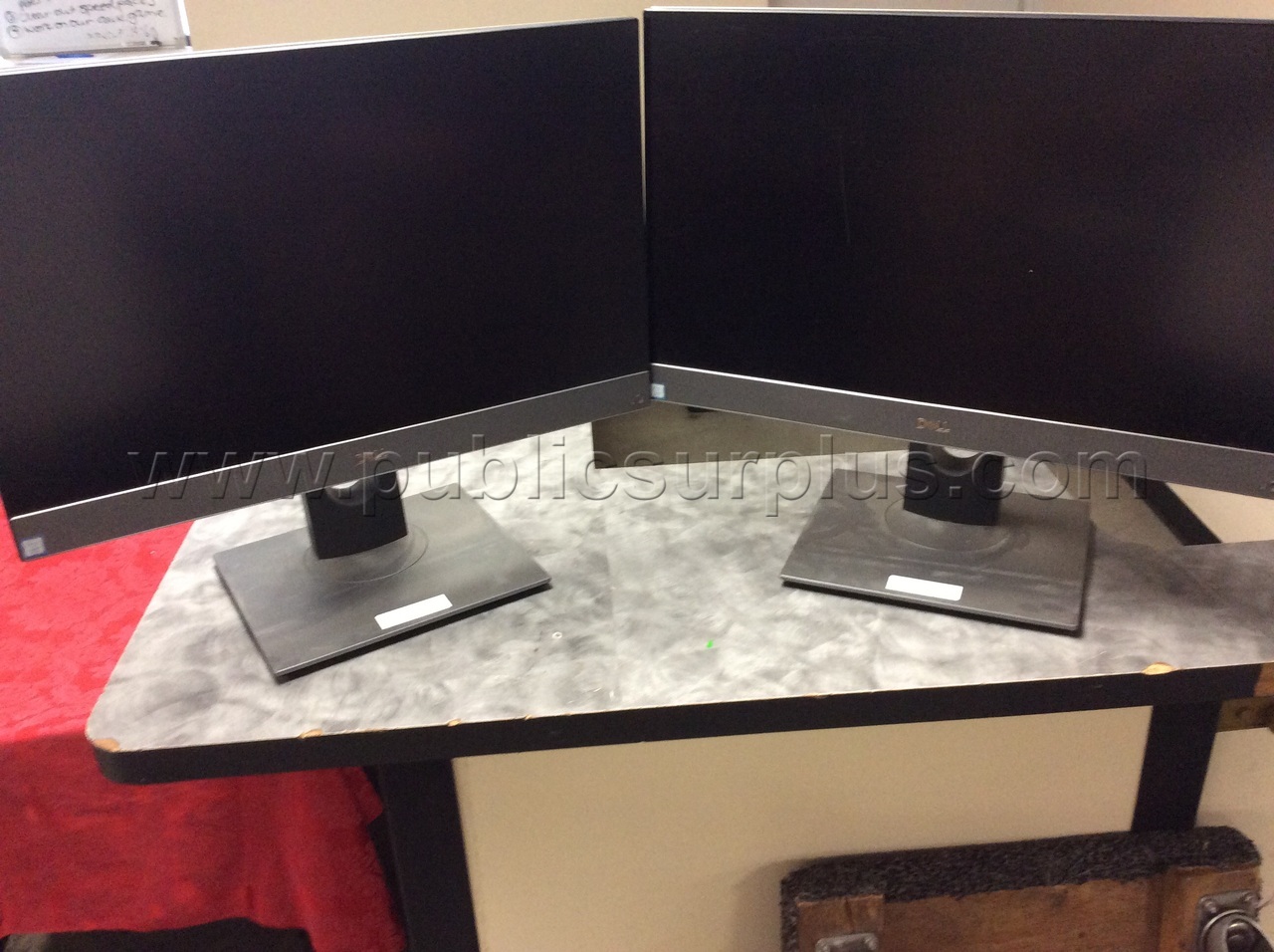 LOT OF (2) DELL AIO DESKTOP COMPUTERS - SOLD AS IS - 477 — photo 1
