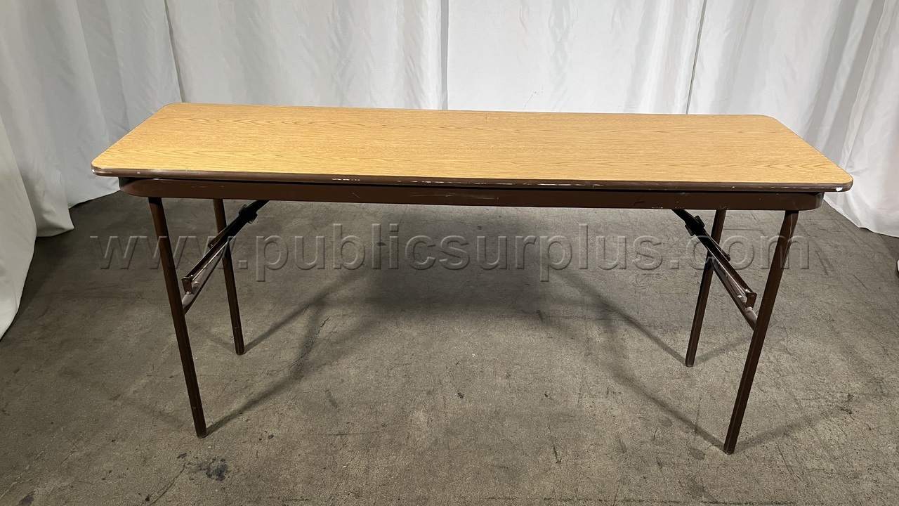 Folding Table - 2885 — photo 1