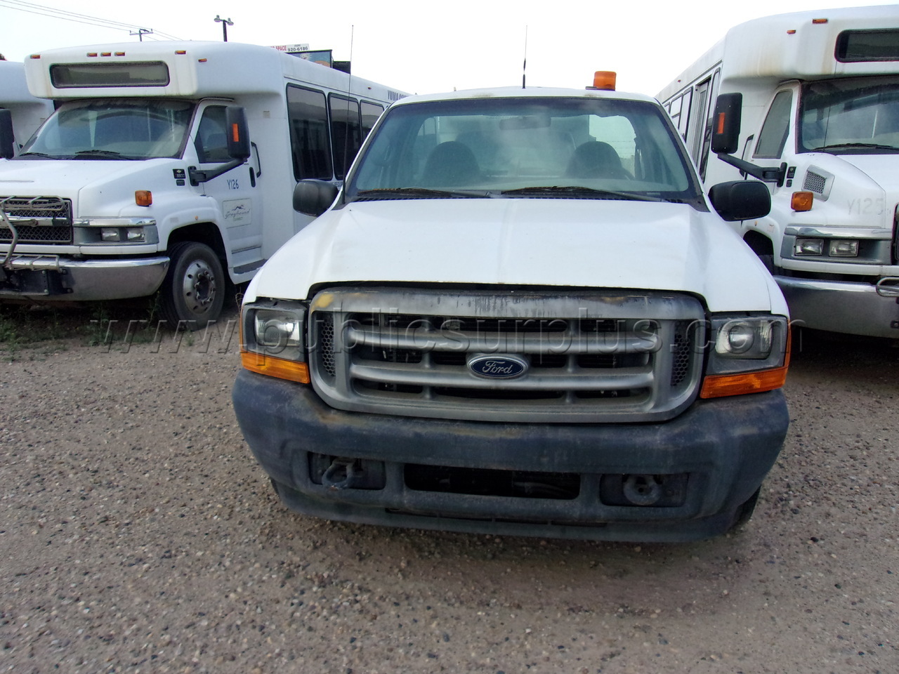 2001 Ford F250 — photo 1