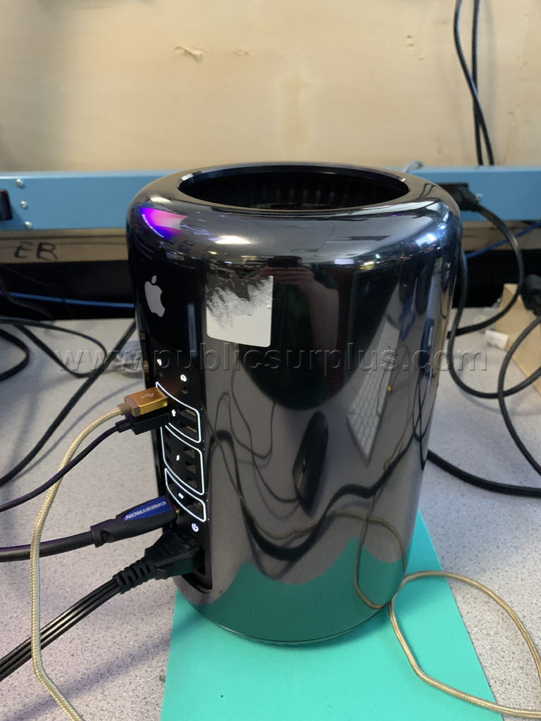 Mac pro - TJB - Z1-6 — photo 1