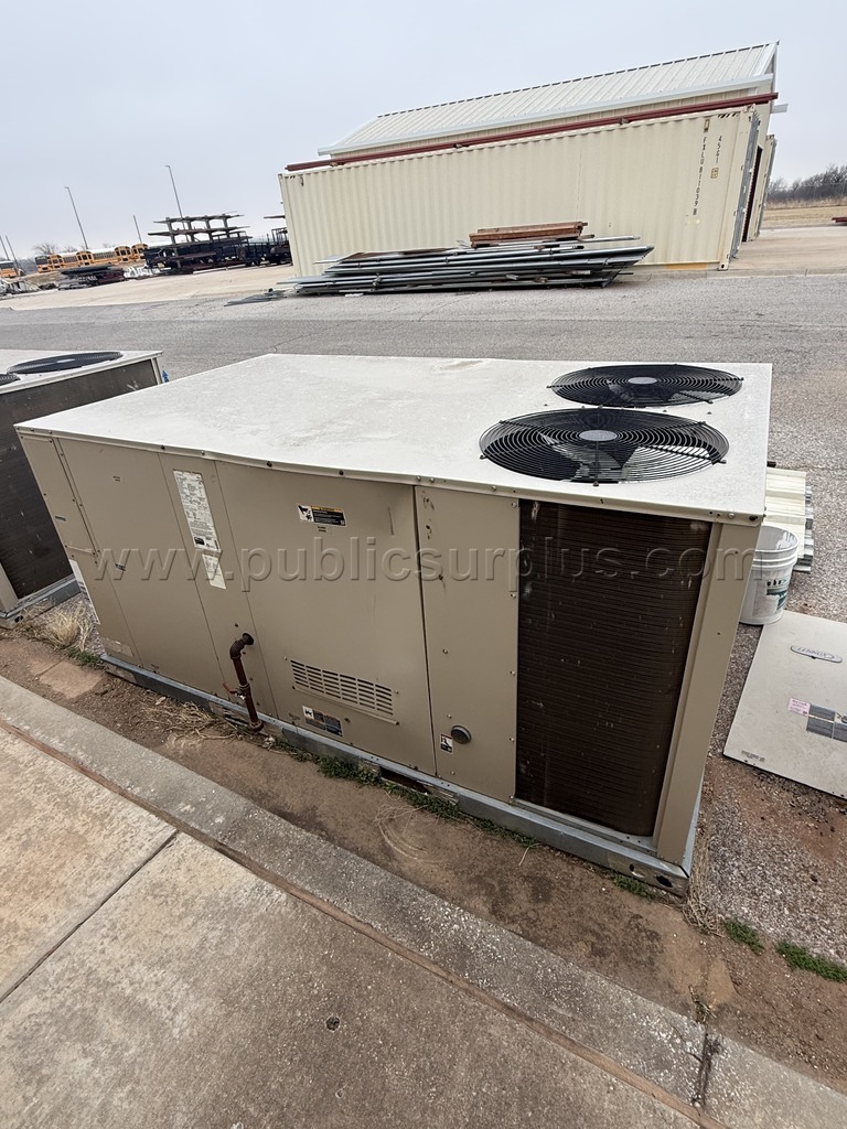 Roof top HVAC Unit #2 Lennox — photo 1