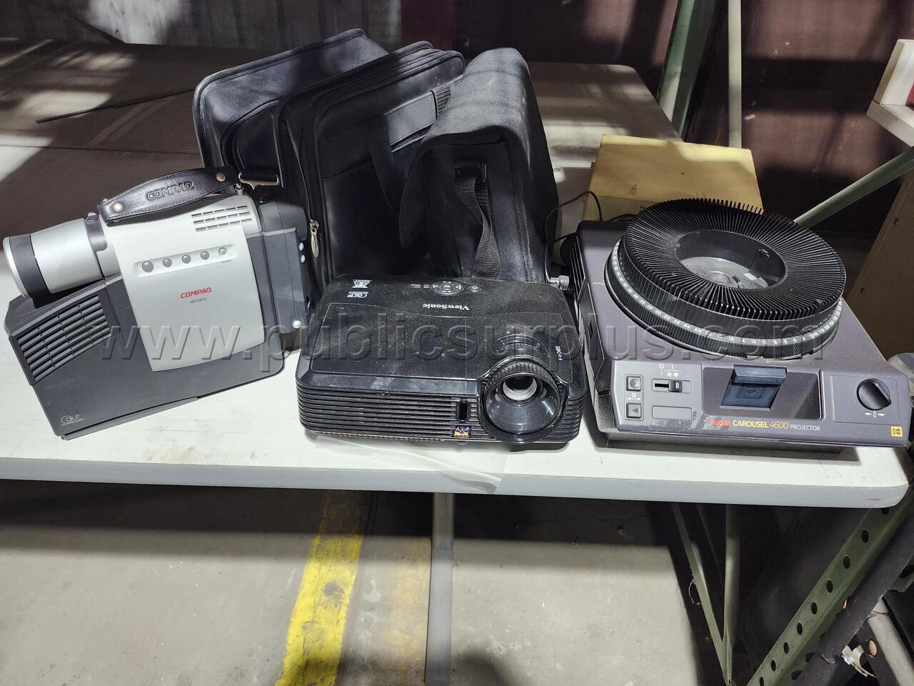 PW-26-060-PROJECTOR'S — photo 1