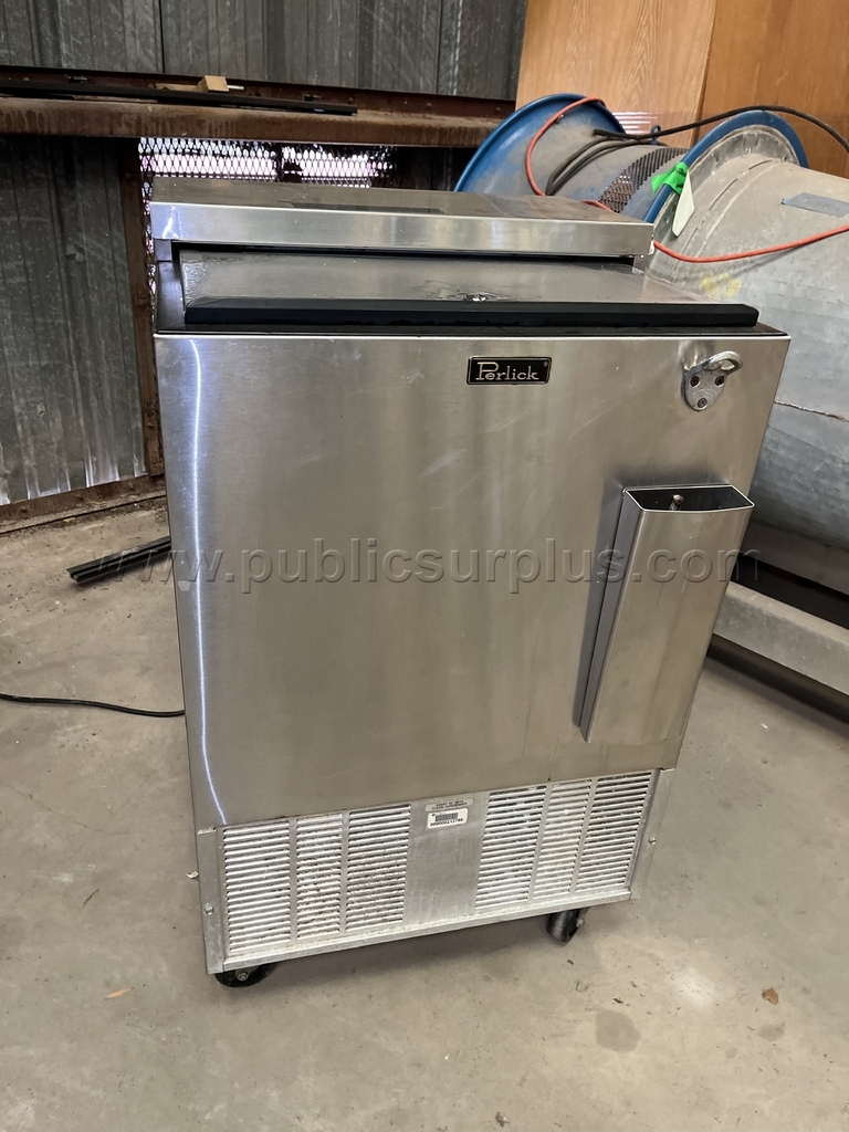 Commercial-grade Perlick bottle cooler, Model B10-Building 609-ZW — photo 1