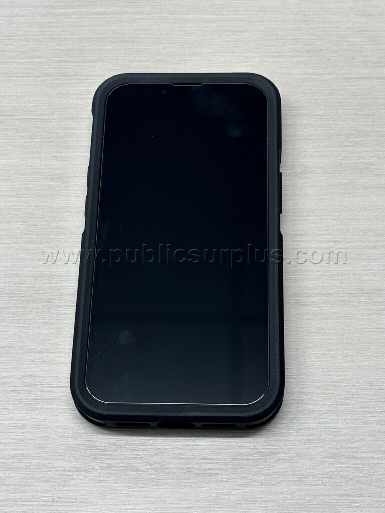 iPhone 13 — photo 1