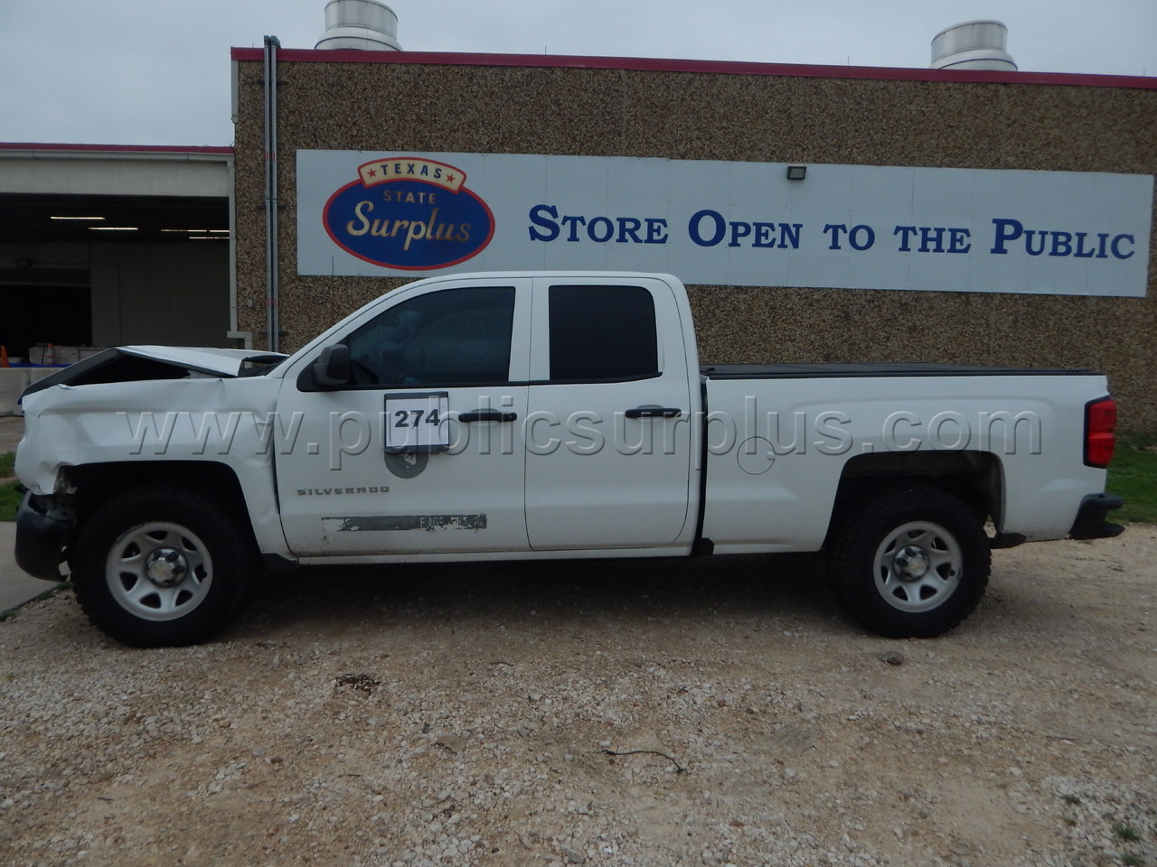 Lot 274 - 2016 Chevy Silverado - 1GCRCNEC1GZ104307 — photo 1
