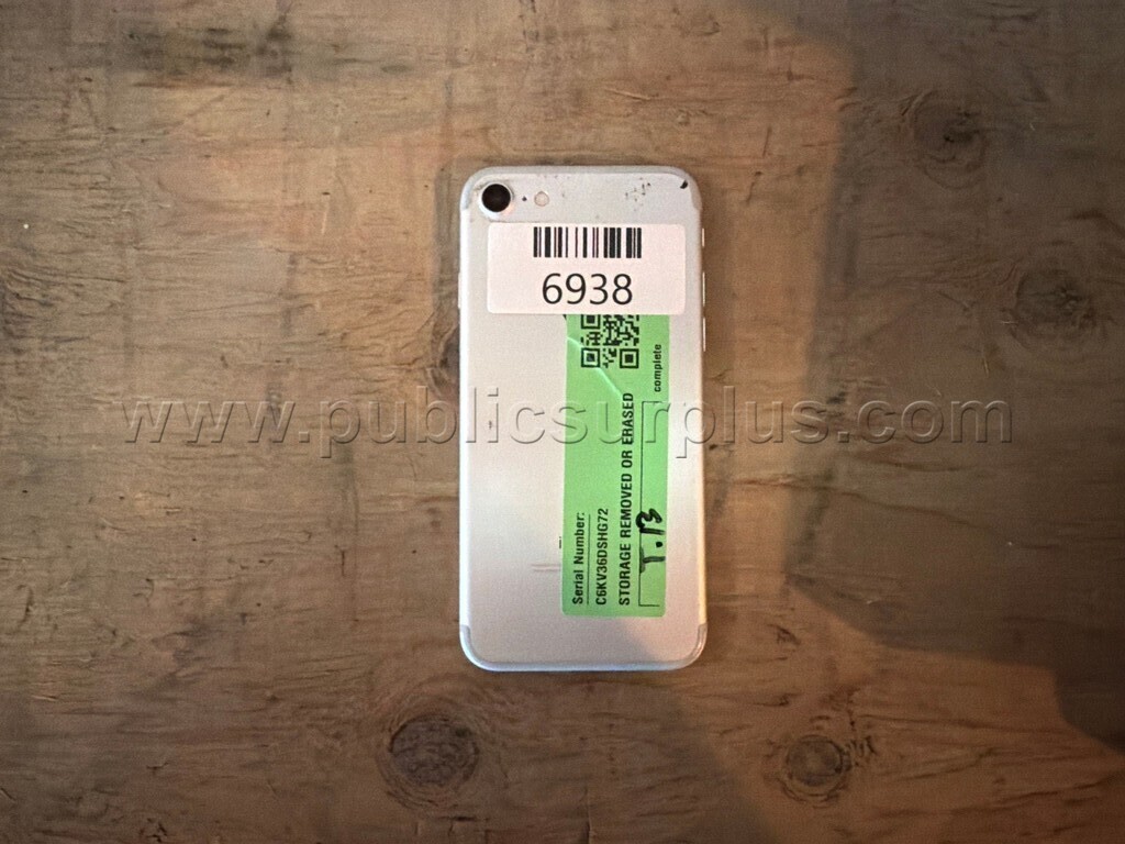 Apple iPhone — photo 1