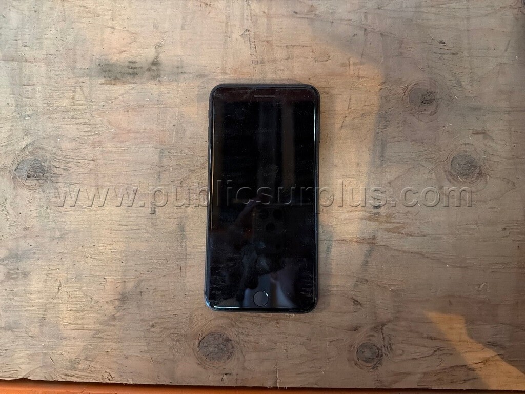 Apple iPhone — photo 1