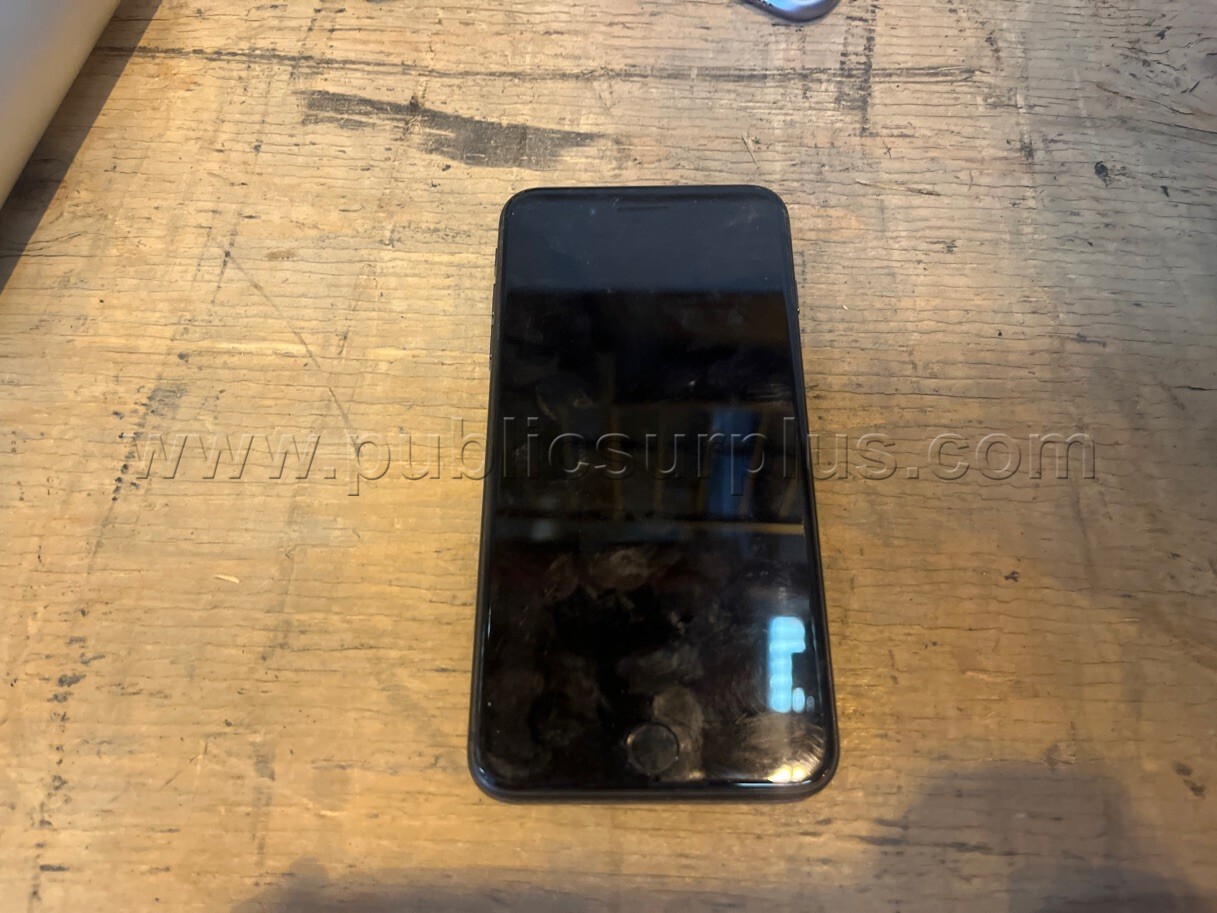 Apple iPhone — photo 1