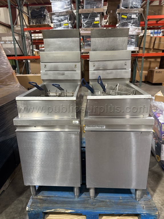 Lot of two gas fryers — photo 1