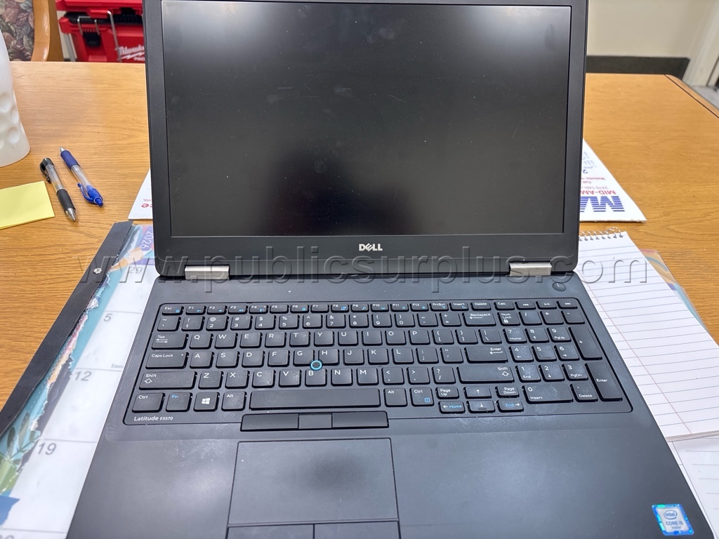3744 Dell Laptop — photo 1