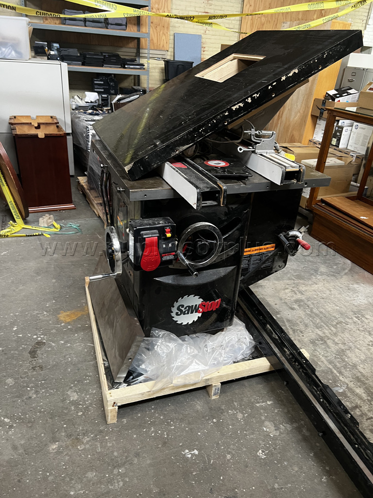 SAWSTOP 10" Professional Cabinet SAW — photo 1