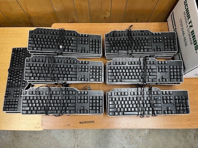 Dell Keyboard Model KB522P LOT Q(32) 3 — photo 1