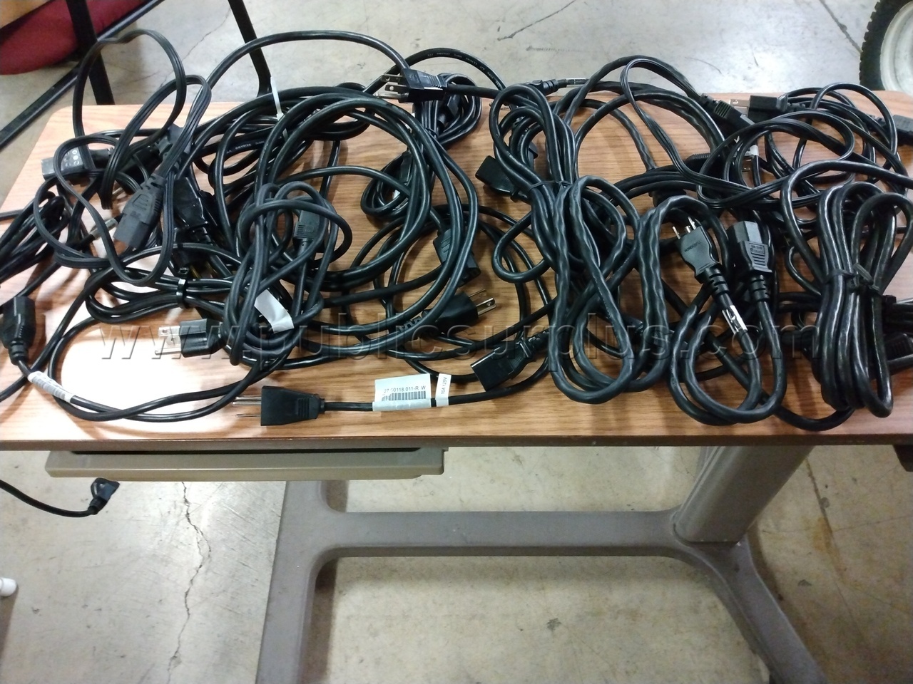 Lot of 50 Power cords — photo 1