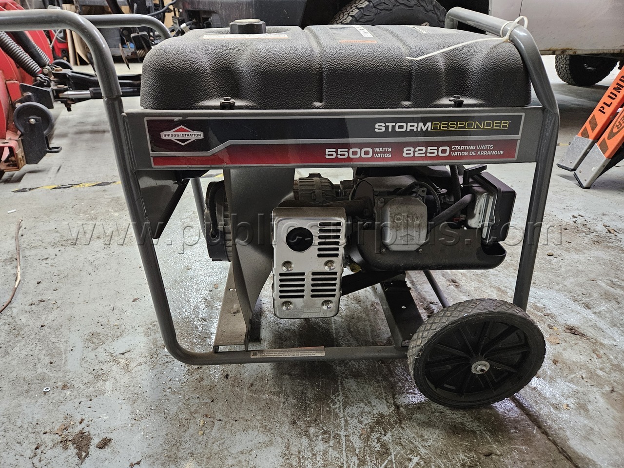 Briggs & Stratton Storm Responder 5500 watt Generator — photo 1